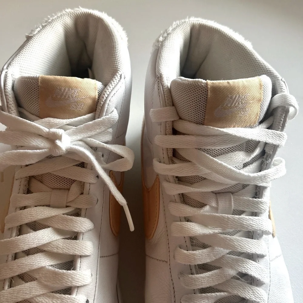 Nike Sneakers SB Blazer Mid Core Gold Mens Size 12